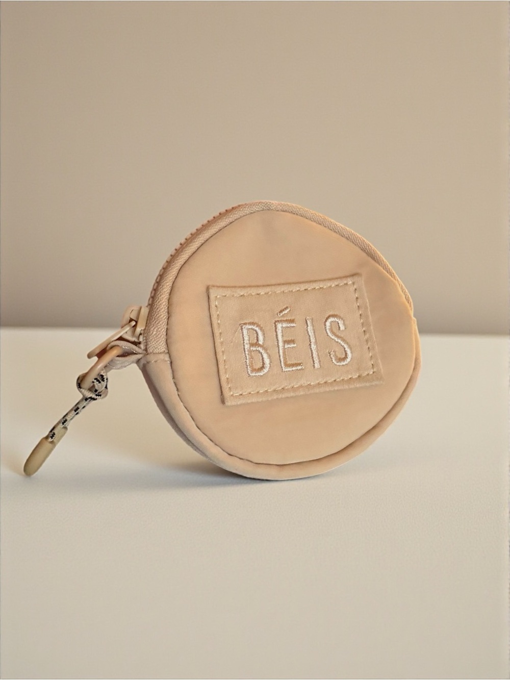 BÉIS Mini Round Cosmetic Pouch Beige Nude